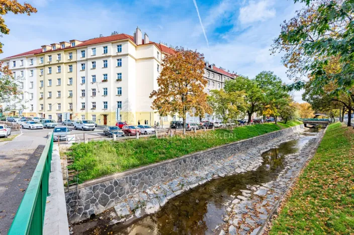 Pronájem bytu 2+kk, Praha - Vinohrady, Na Folimance, 53 m2