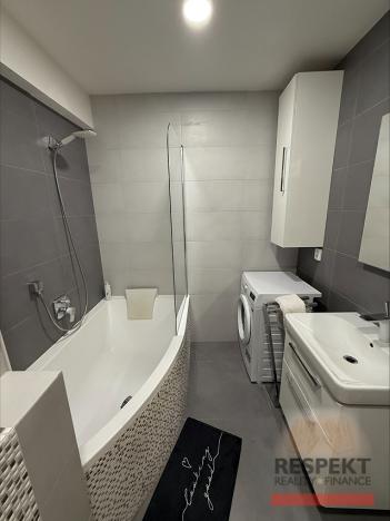 Pronájem bytu 2+1, Kladno, Vojtěcha Lanny, 51 m2