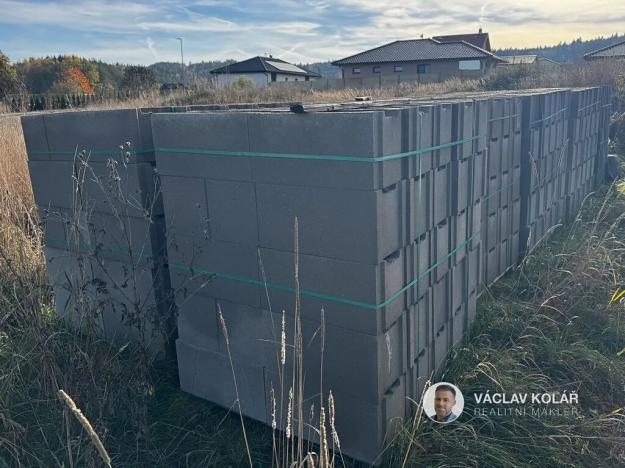 Prodej pozemku pro bydlení, Lukavec u Hořic, 1161 m2