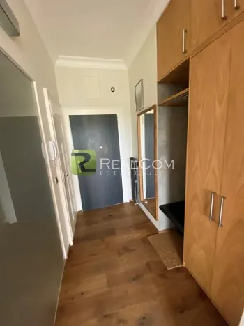 Pronájem bytu 1+kk, Praha - Podolí, Podolská, 29 m2
