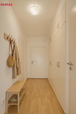 Prodej bytu 2+1, Praha - Suchdol, Kamýcká, 48 m2