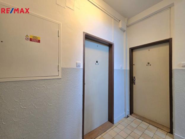 Prodej bytu 2+1, Praha - Suchdol, Kamýcká, 48 m2