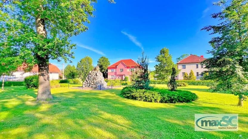 Prodej rodinného domu, Choteč, Malá Strana, 90 m2