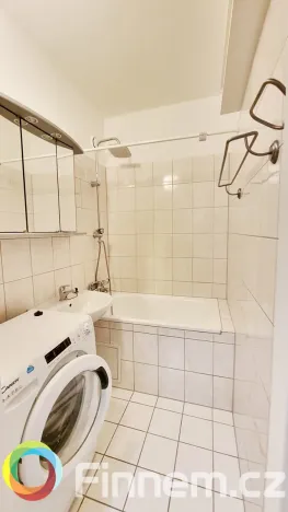 Prodej bytu 2+kk, Praha, Makovského, 46 m2