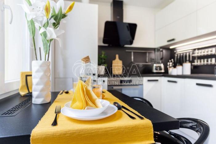 Prodej bytu 3+1, Praha, 75 m2