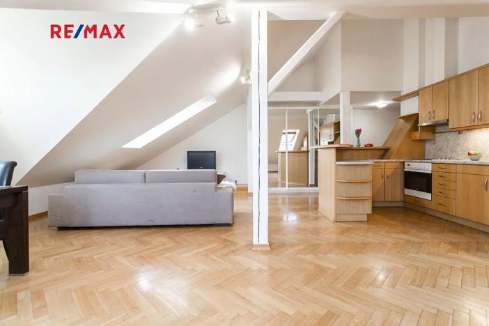 Pronájem bytu 2+kk, Praha - Karlín, Křižíkova, 70 m2