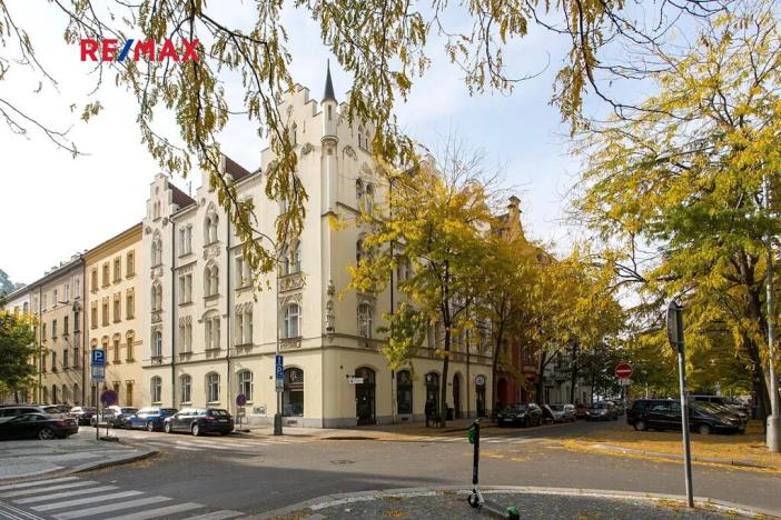 Pronájem bytu 3+kk, Praha - Karlín, Křižíkova, 75 m2