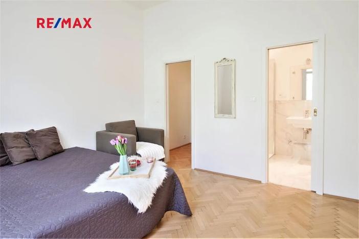 Pronájem bytu 3+kk, Praha - Karlín, Křižíkova, 75 m2