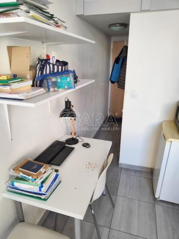 Pronájem bytu 1+kk, Praha - Nusle, Rostislavova, 12 m2