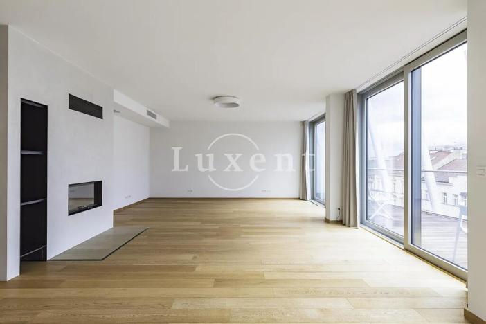 Pronájem bytu 4+kk, Praha, Holečkova, 212 m2