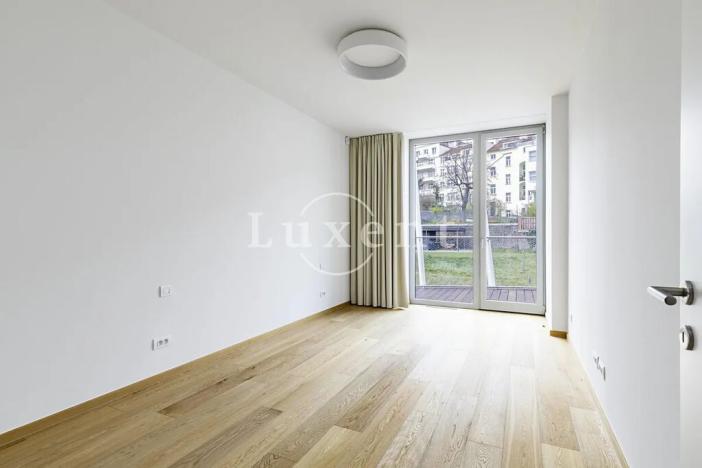 Pronájem bytu 4+kk, Praha, Holečkova, 212 m2