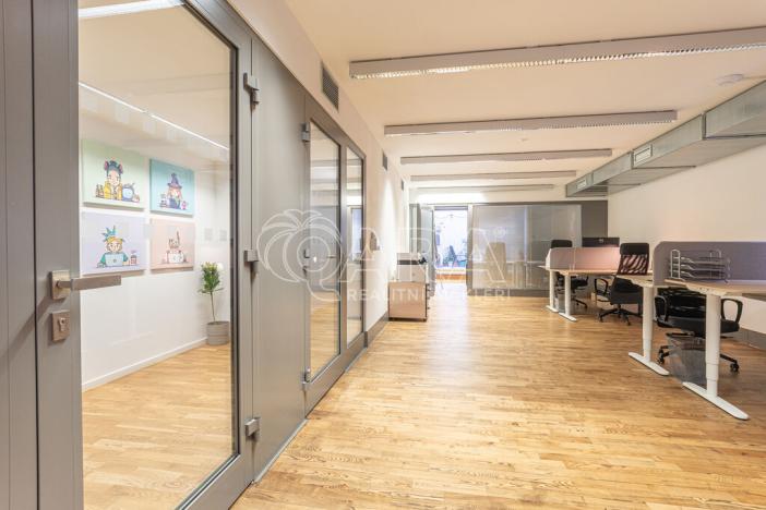 Prodej kanceláře, Praha - Žižkov, Prokopova, 347 m2