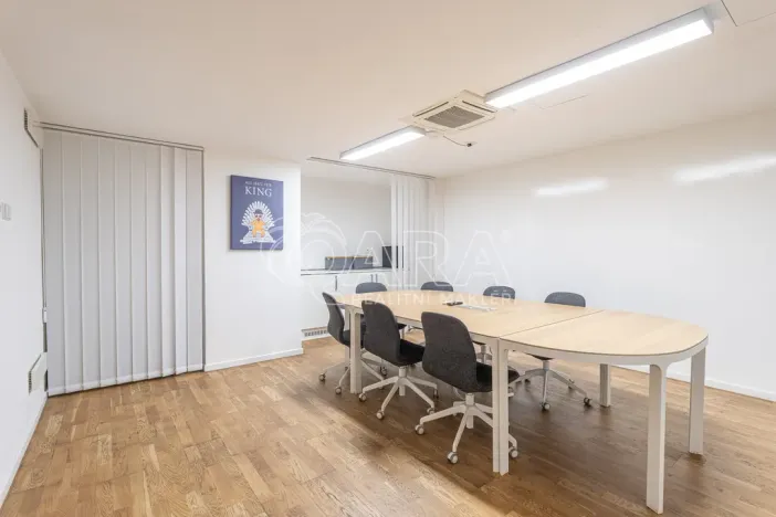 Prodej kanceláře, Praha - Žižkov, Prokopova, 347 m2