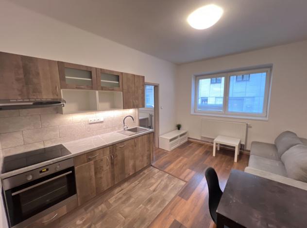 Prodej bytu 2+kk, Náchod, Žižkova, 42 m2