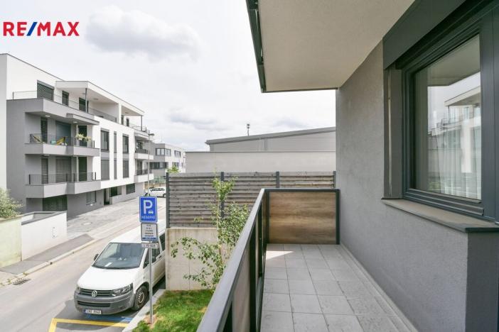 Pronájem bytu 2+kk, Praha - Vinohrady, Perucká, 45 m2