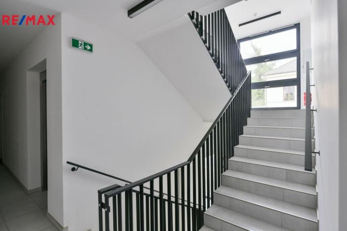 Pronájem bytu 2+kk, Praha - Vinohrady, Perucká, 45 m2