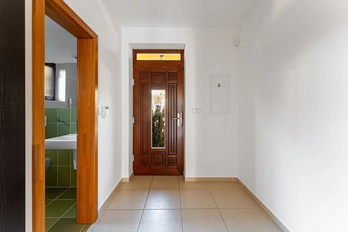 Pronájem rodinného domu, Praha - Křeslice, Pod ovčínem, 300 m2