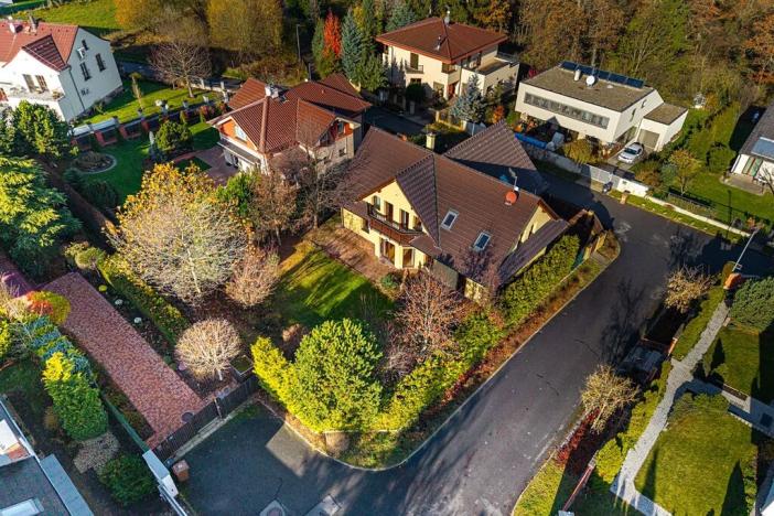 Pronájem rodinného domu, Praha - Křeslice, Pod ovčínem, 300 m2