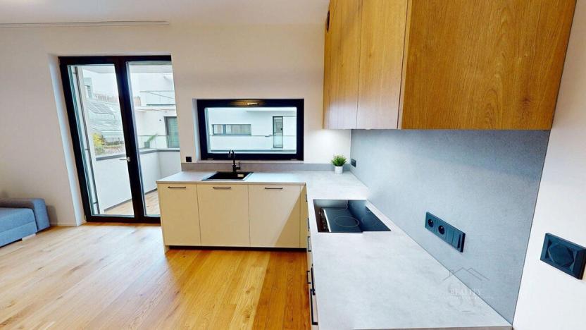 Pronájem bytu 2+kk, Praha - Troja, Pod Hrachovkou, 45 m2