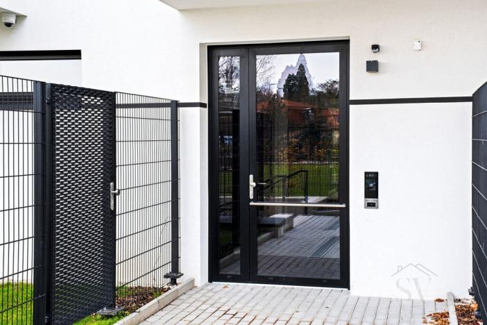 Pronájem bytu 2+kk, Praha - Troja, Pod Hrachovkou, 45 m2