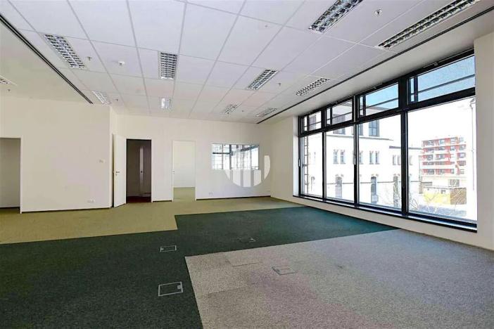 Pronájem kanceláře, Praha - Holešovice, U průhonu, 350 m2