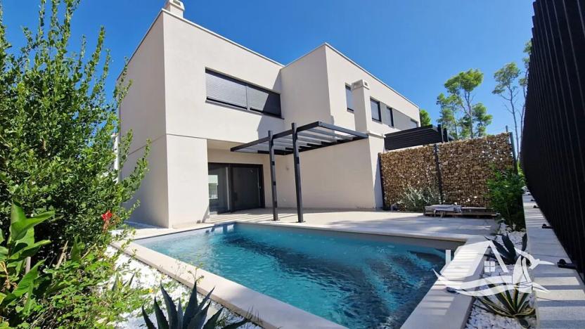 Prodej bytu 4+kk, Privlaka, Chorvatsko, 94 m2