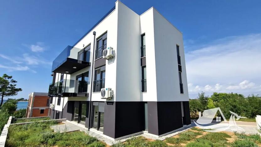 Prodej bytu 3+kk, Privlaka, Chorvatsko, 73 m2