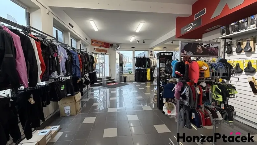 Pronájem obchodního prostoru, Praha - Kobylisy, Střelničná, 418 m2