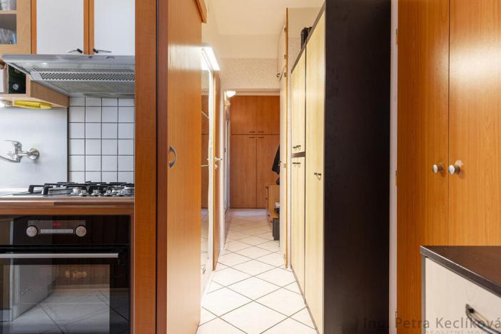 Pronájem bytu 3+1, Brno - Kohoutovice, Axmanova, 73 m2