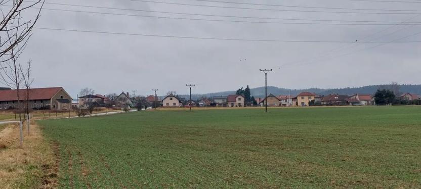 Prodej podílu pole, Podluhy, 12741 m2