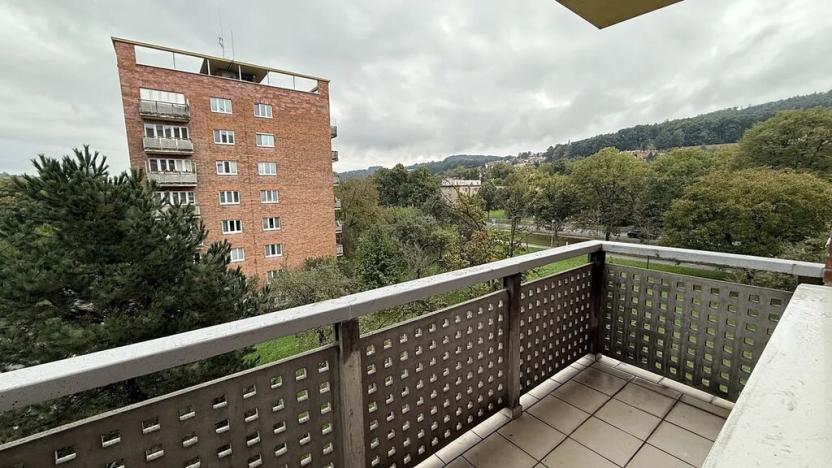 Pronájem bytu 2+1, Zlín, Věžové domy, 65 m2