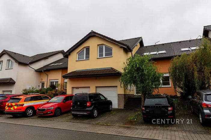 Pronájem atypického bytu, Starý Plzenec, Máchova, 60 m2