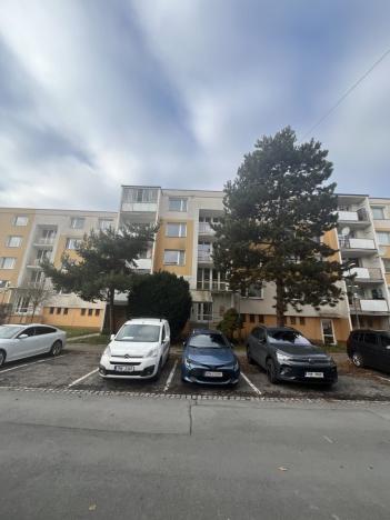 Pronájem bytu 2+1, Olomouc - Povel, Kischova, 48 m2