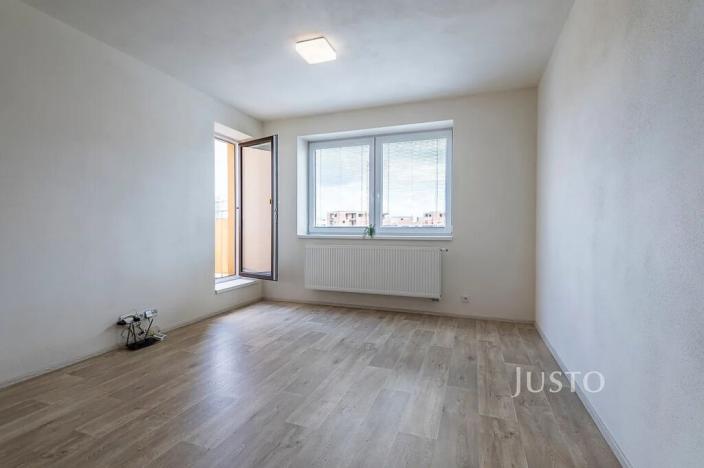 Pronájem bytu 2+kk, Uherské Hradiště, Jabloňová, 56 m2