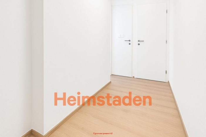 Pronájem bytu 1+1, Ostrava - Poruba, náměstí Vítězslava Nováka, 36 m2