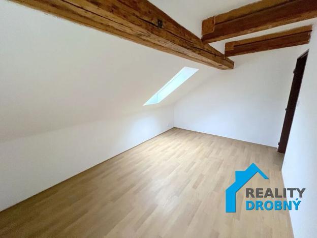 Pronájem bytu 1+1, Děčín, Saská, 28 m2