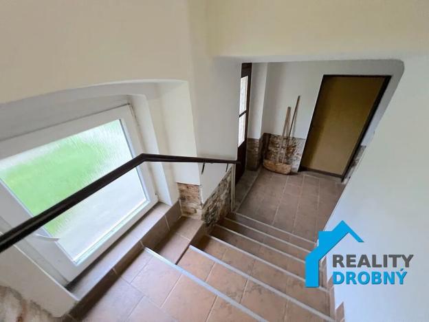 Pronájem bytu 2+1, Děčín, Družstevní, 80 m2