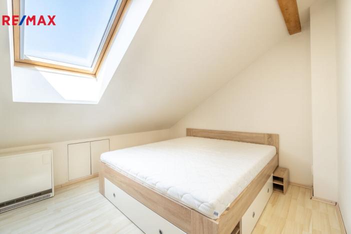 Pronájem bytu 2+kk, Praha - Libeň, Davídkova, 40 m2