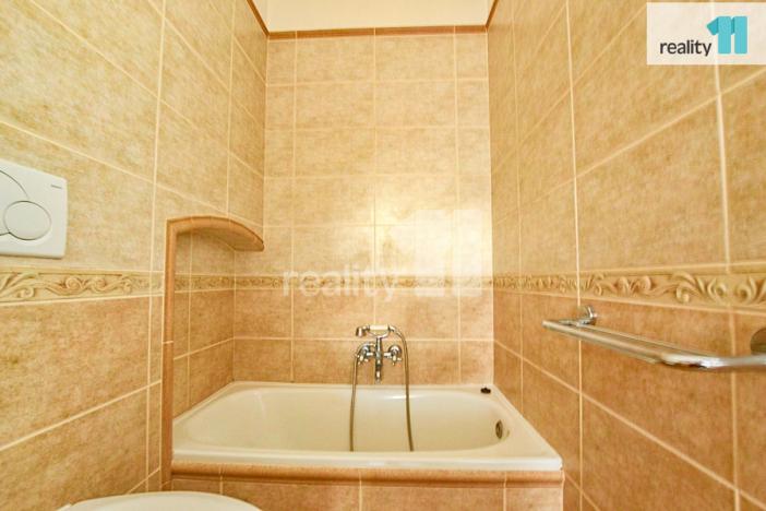 Pronájem bytu 2+1, Liberec - Liberec III-Jeřáb, Barvířská, 65 m2