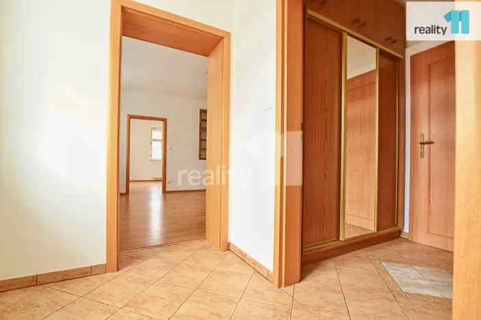 Pronájem bytu 2+1, Liberec - Liberec III-Jeřáb, Barvířská, 65 m2