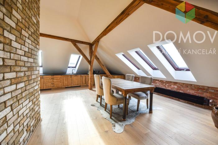 Pronájem atypického bytu, Beroun, Lidická, 200 m2