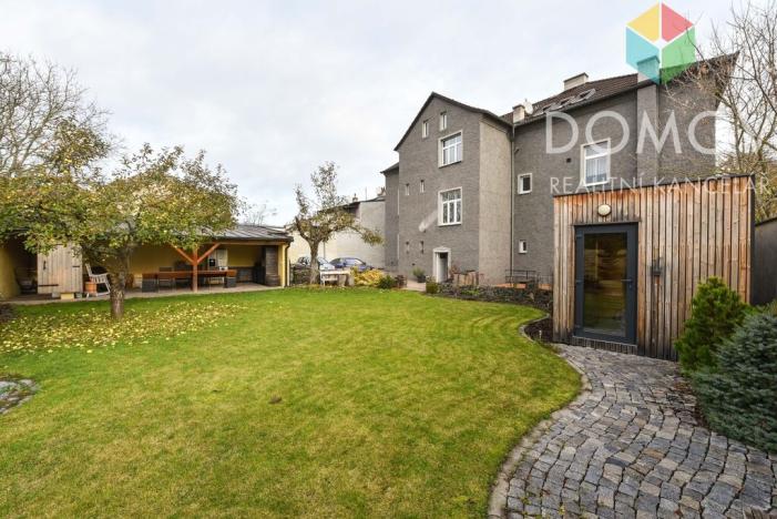 Pronájem atypického bytu, Beroun, Lidická, 200 m2