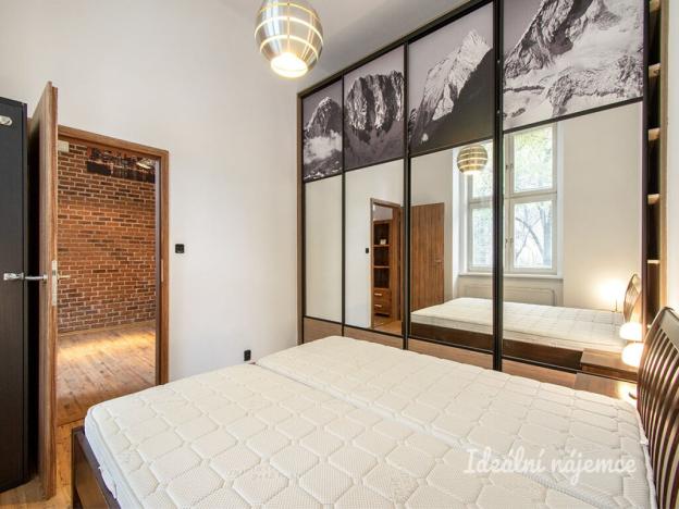 Prodej bytu 2+kk, Praha - Žižkov, Přemyslovská, 49 m2