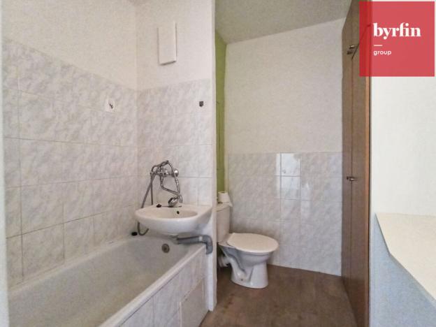 Pronájem bytu 1+1, Opava, Holasická, 35 m2