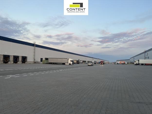 Pronájem skladu, Brno - Tuřany, Letiště Brno-Tuřany, 8000 m2