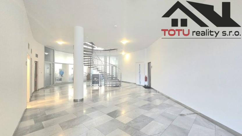 Pronájem kanceláře, Chrudim, Palackého třída, 67 m2