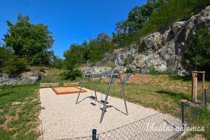 Pronájem bytu 1+kk, Brno, Bystrcká, 36 m2