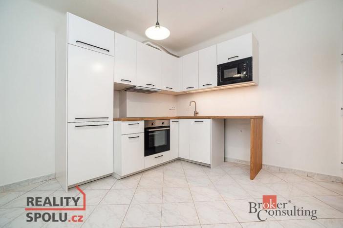 Pronájem bytu 1+1, Praha - Nusle, Družstevní ochoz, 40 m2