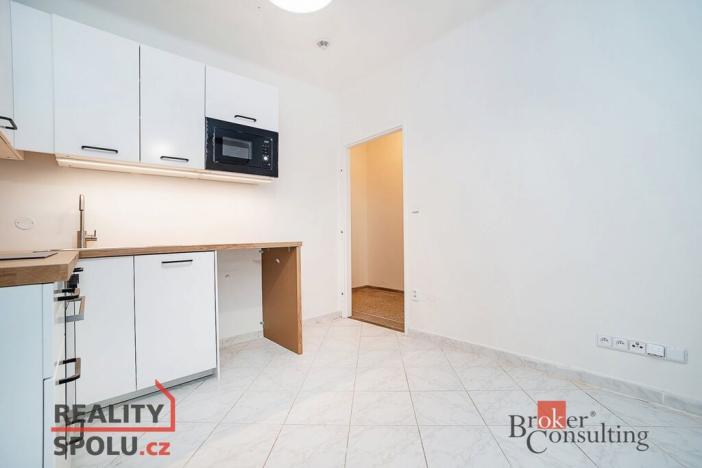 Pronájem bytu 1+1, Praha - Nusle, Družstevní ochoz, 40 m2