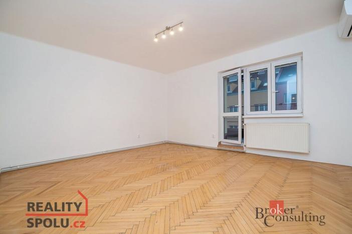 Pronájem bytu 1+1, Praha - Nusle, Družstevní ochoz, 40 m2